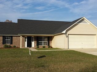 91 Blue Wing Dr, Richmond Hill, GA 31324