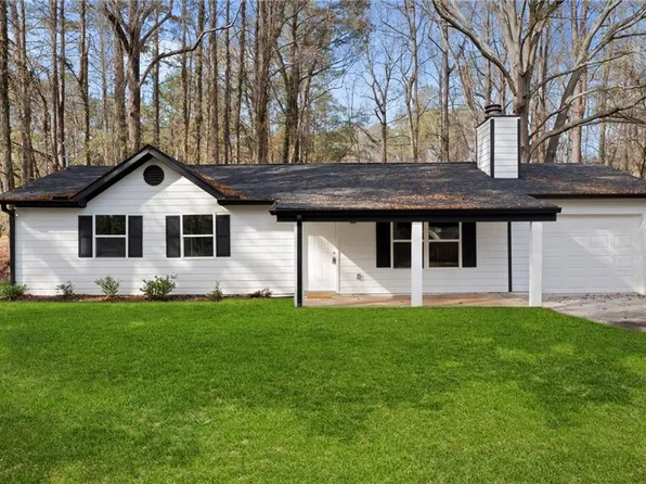 20 Skylark Ln, Jonesboro, GA 30238