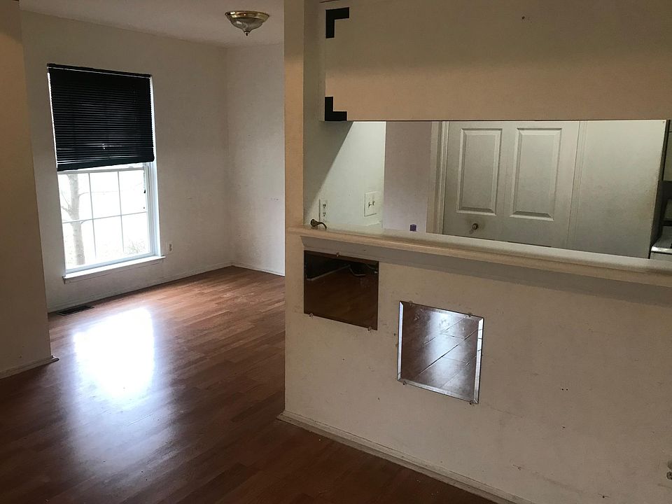 1st image of 35471 Turner Dr
