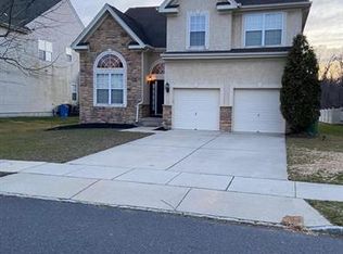 125 Windsor Dr, Woolwich Township, NJ 08085