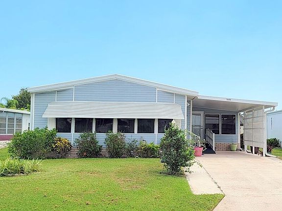 3rd image of 1445 Barefoot Cir