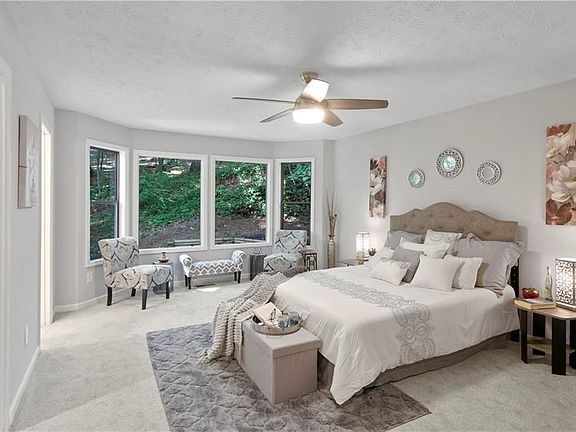5th image of 4186 Nashoba Dr NE
