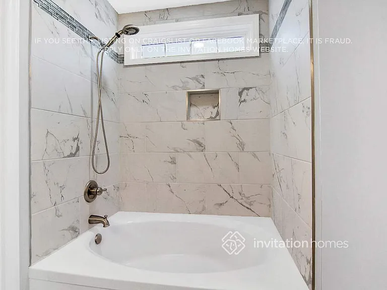 114 Hunter Ln — Photo 17