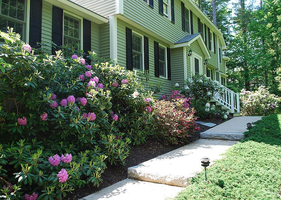 2nd image of 3 Wedgewood Dr