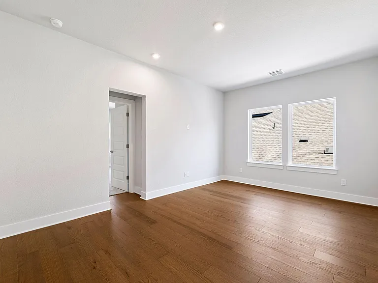 8208 Bouvreuil Dr — Photo 27