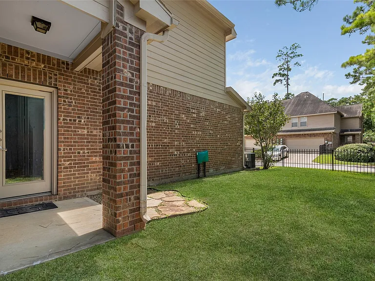 31 Umbria Ln — Photo 37