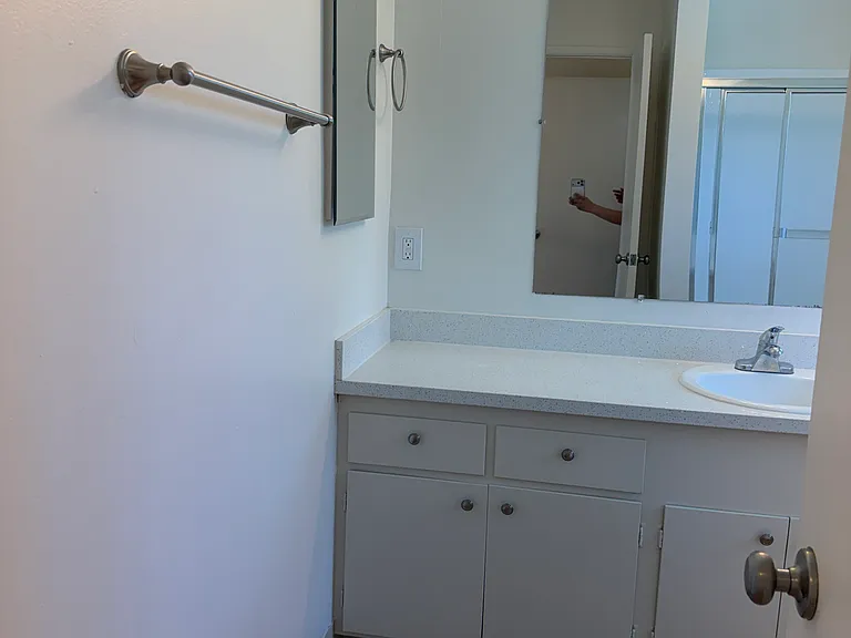 242 Curtner Ave #F — Photo 9