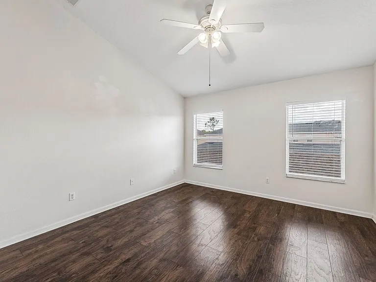 16076 Old Ash Loop — Photo 12
