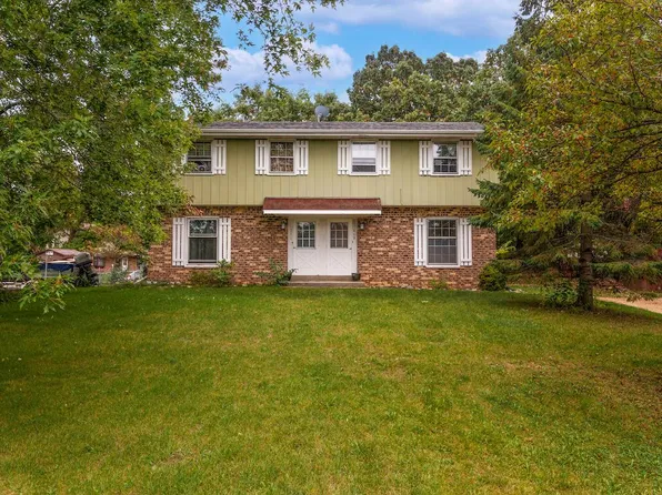 211 State STREET #213, Dousman, WI 53118