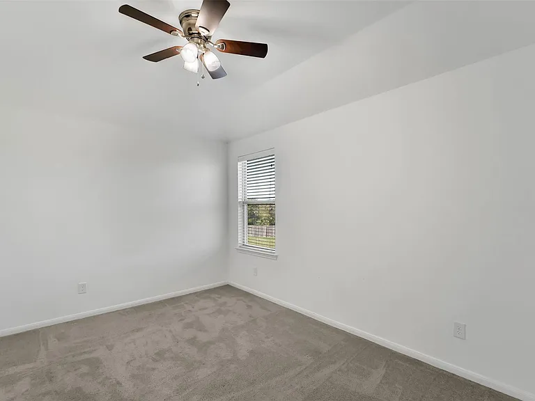 5407 Baronet Dr — Photo 27
