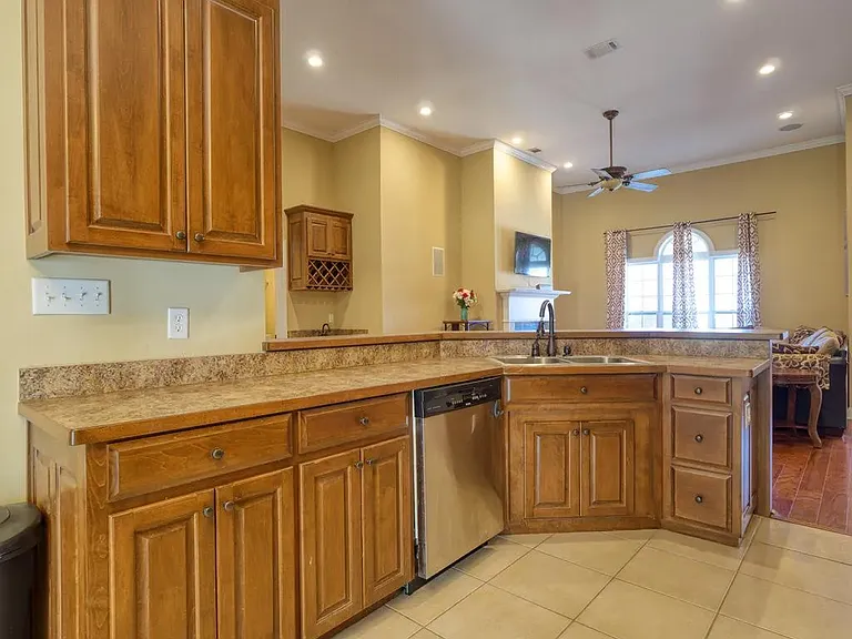 3894 Napa Dr — Photo 9