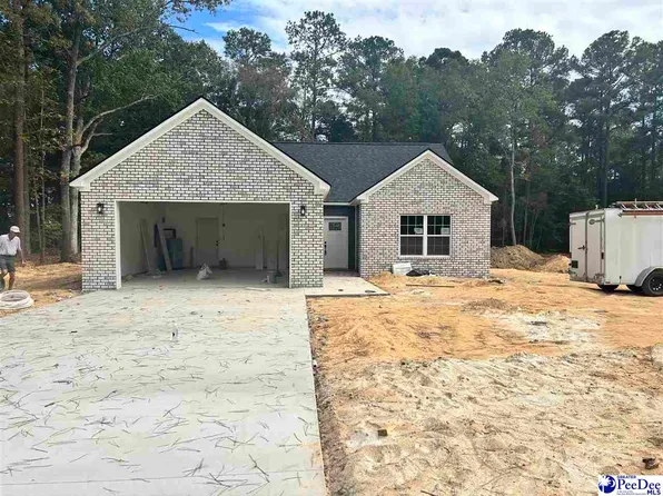 1416 Tremont Cir, Hartsville, SC 29550