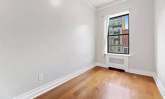 Rented by REAL New York | media 27