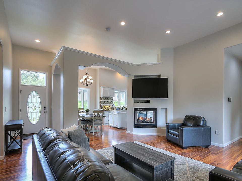 2nd image of 7507 Vista Del Sol Dr