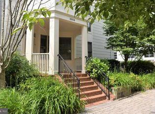 2054 N Oakland St, Arlington, VA 22207