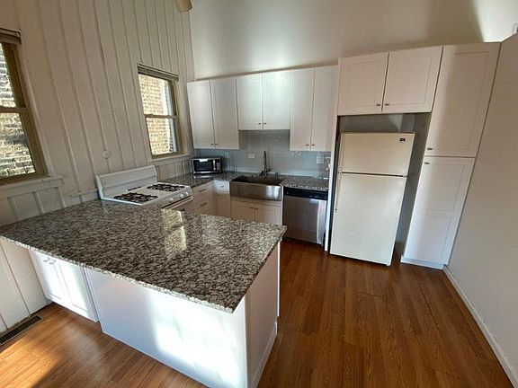 5th image of 2218 N Sedgwick St #3