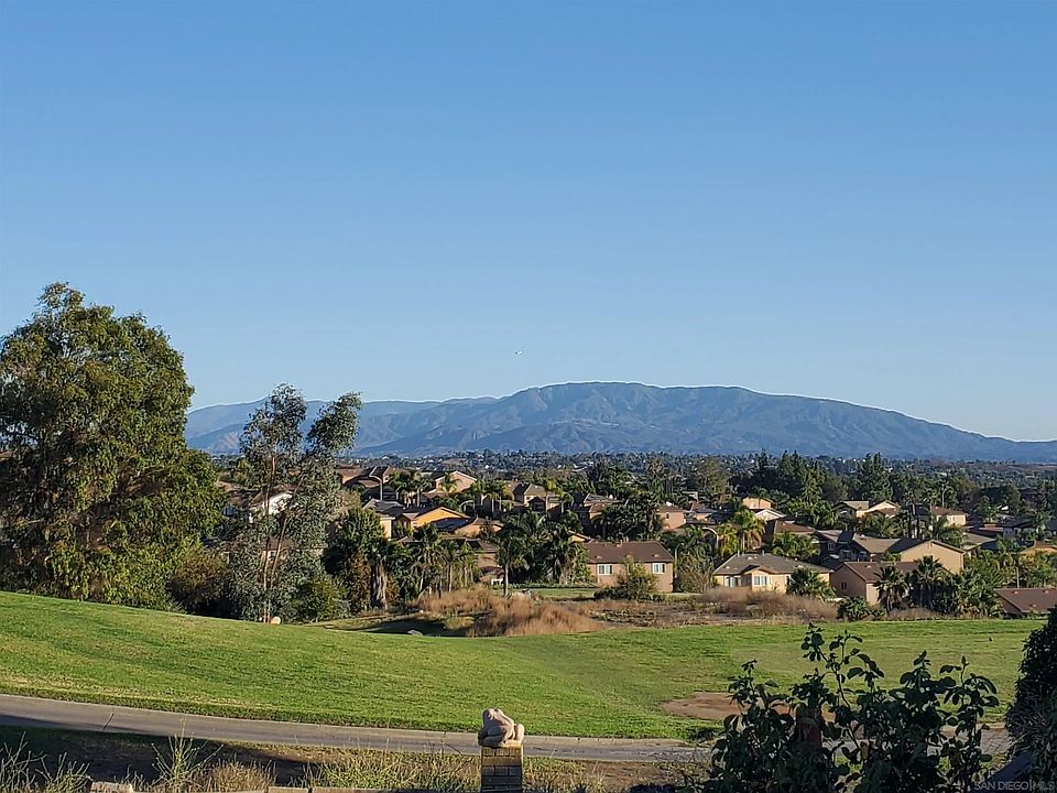 1st image of 38430 Fuente Ct