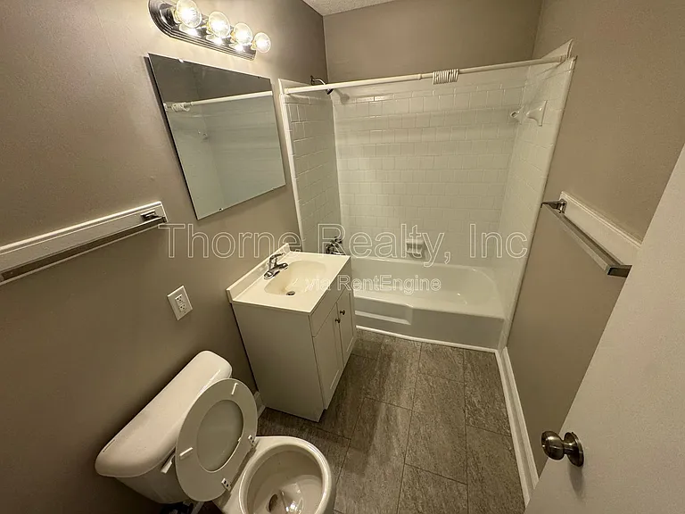 618 S Boddie St — Photo 8