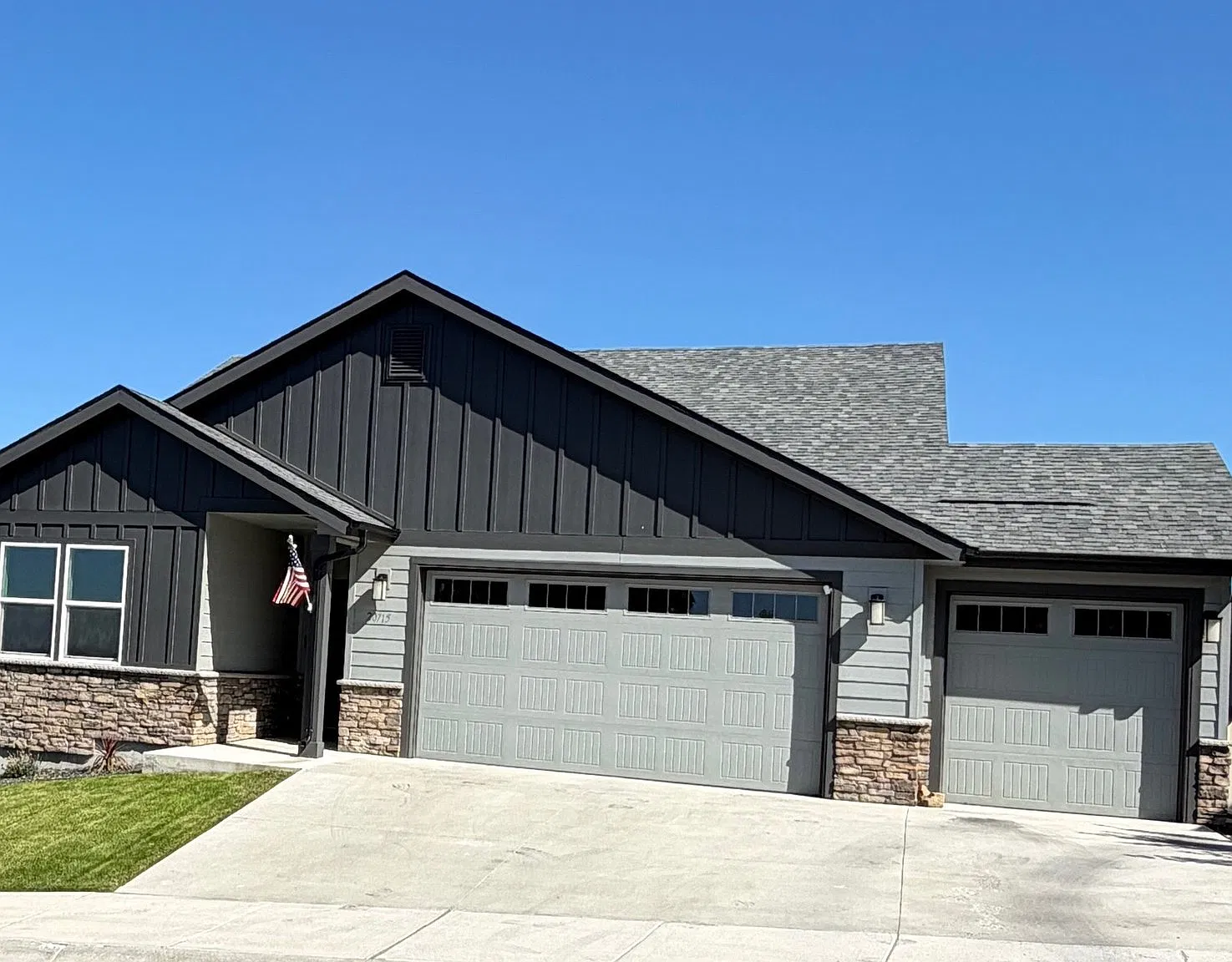 Liberty Lake Vue — Photo 1