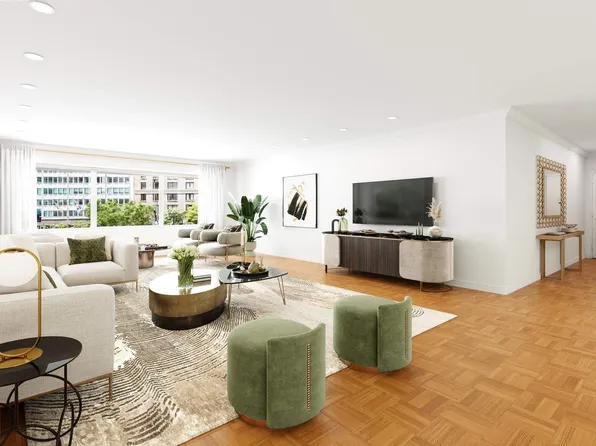 475 Park Avenue image 1 of 13