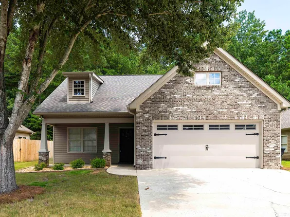 129 Stonebriar Dr, Calera, AL 35040
