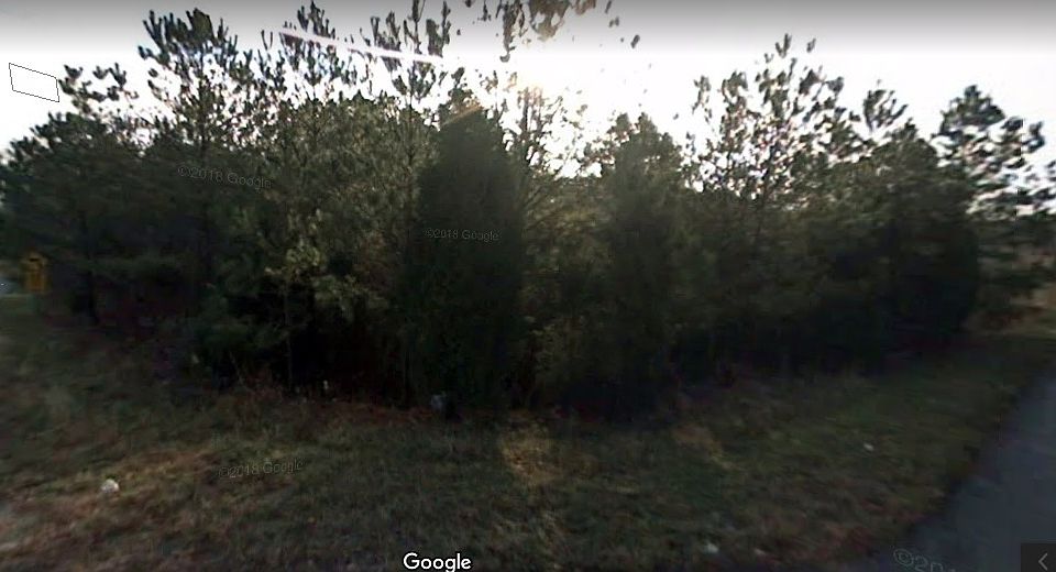 2nd image of 0 Fairhill Drive Ne