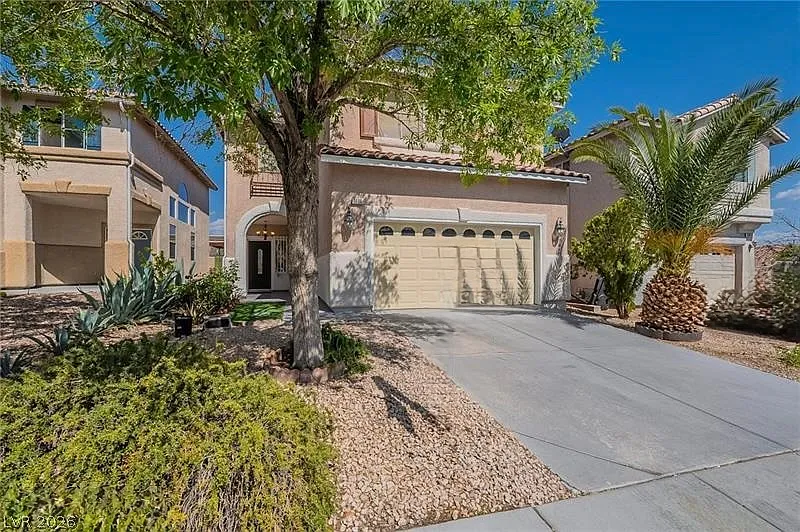 4 bed, 2.5 bath, 2547 sqft, $2,999 — Photo 3