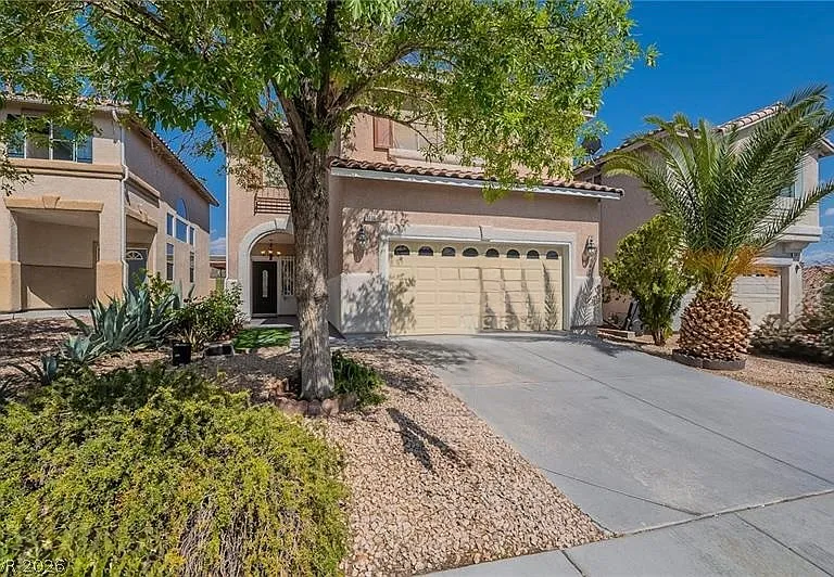 3588 White Mountain St — Photo 3