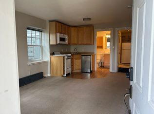 5034 18th Ave NE #B, Seattle, WA 98105