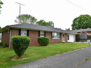 304 Ward Ave, Morgantown, KY 42261