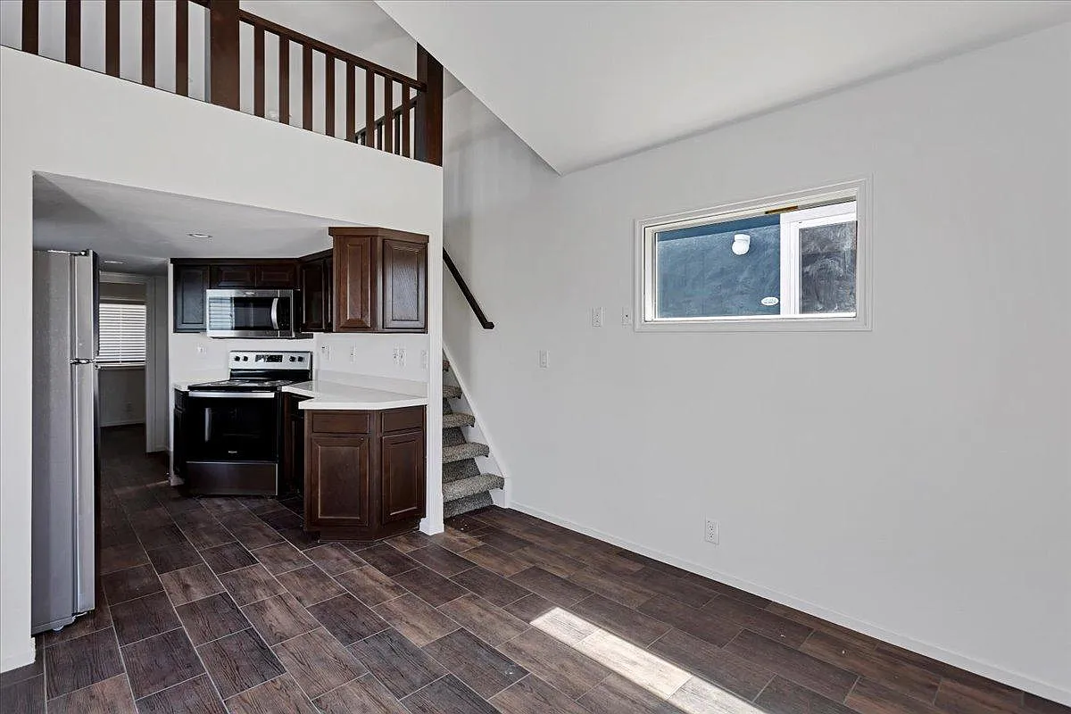 1 bed, 398 sqft, $1,350 — Photo 1