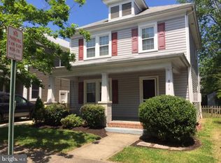 811 Wolfe St, Fredericksburg, VA 22401