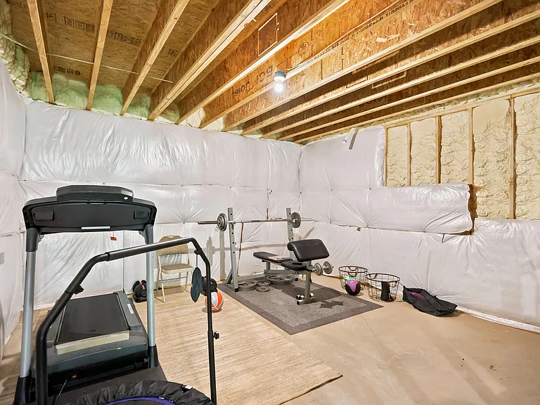 677 Magnolia Dr — Photo 24