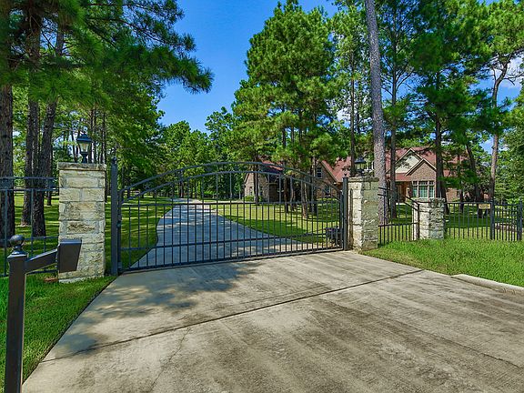 2nd image of 32627 Autumn Forest Ct
