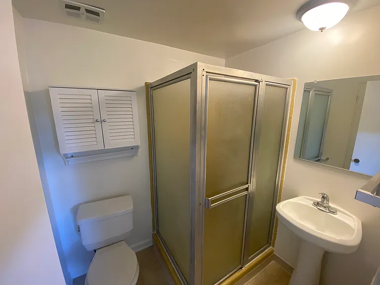 11425 Rochester Ave #2 — Photo 25