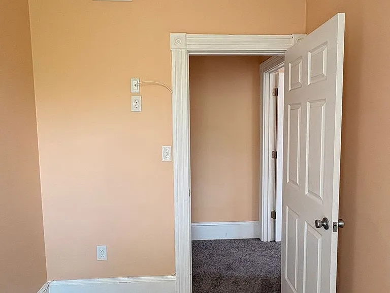 The Flats at Station North - 2029 Saint Paul St. — Photo 12