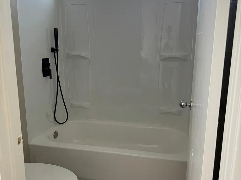 2286 Hawthorne Pl — Photo 4