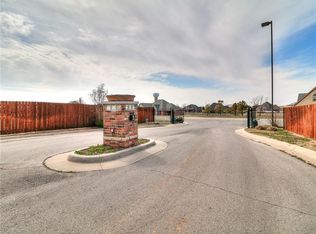 2007 Crimson Creek Dr LOT 4, El Reno, OK 73036