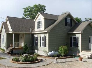 167 N Raymond Rd, Gray, ME 04039