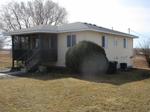 14 Andreasen Dr, Kensington, MN 56343