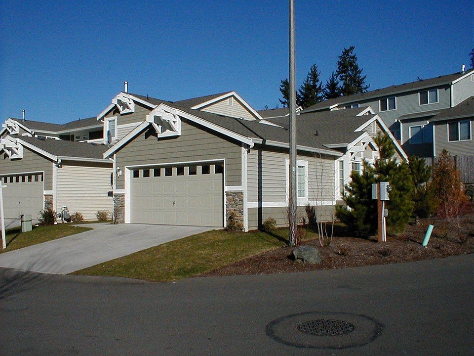 1st image of 1609 NW Seasons Ln