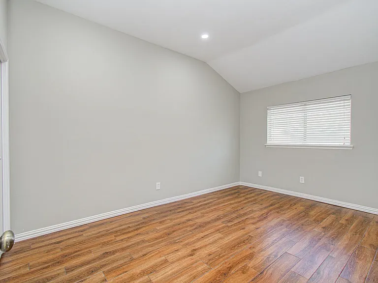 10546 Rippling Fields Dr — Photo 25