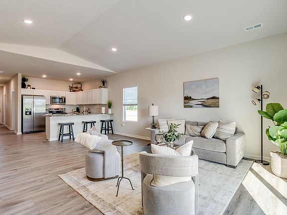 5th image of 2884 S Maize Rd