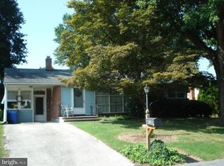 2466 Crystal Ln, York, PA 17402