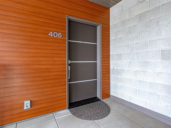 3rd image of 91 Chapel St #406