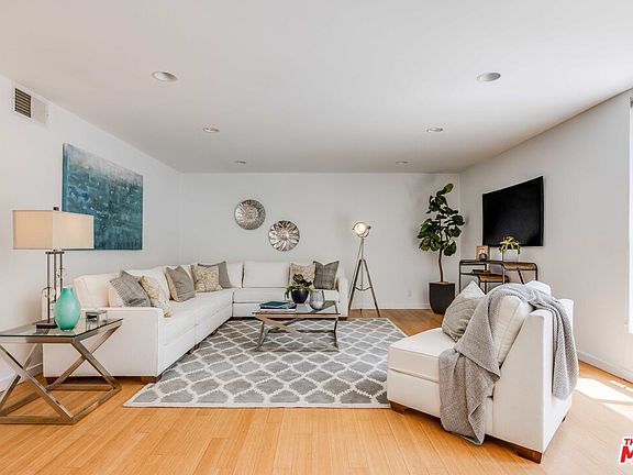 3rd image of 4407 Francis Ave Unit 107