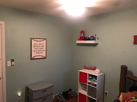 2nd image of 557 Snyder Dr