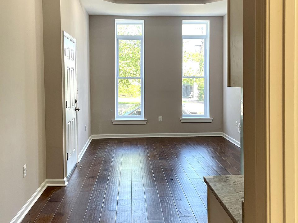 Livingroom Hallway