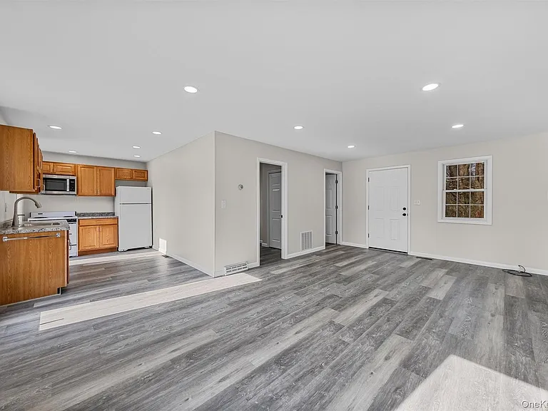 1-18 Willow Way #7 — Photo 13