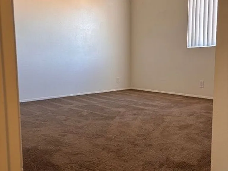 9669 Marilla Dr — Photo 8
